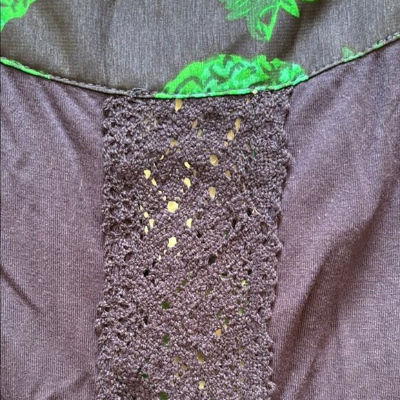 Market & Spruce Blue and Green Tank Top with Pineapple Pattern - Picture 4 of 4